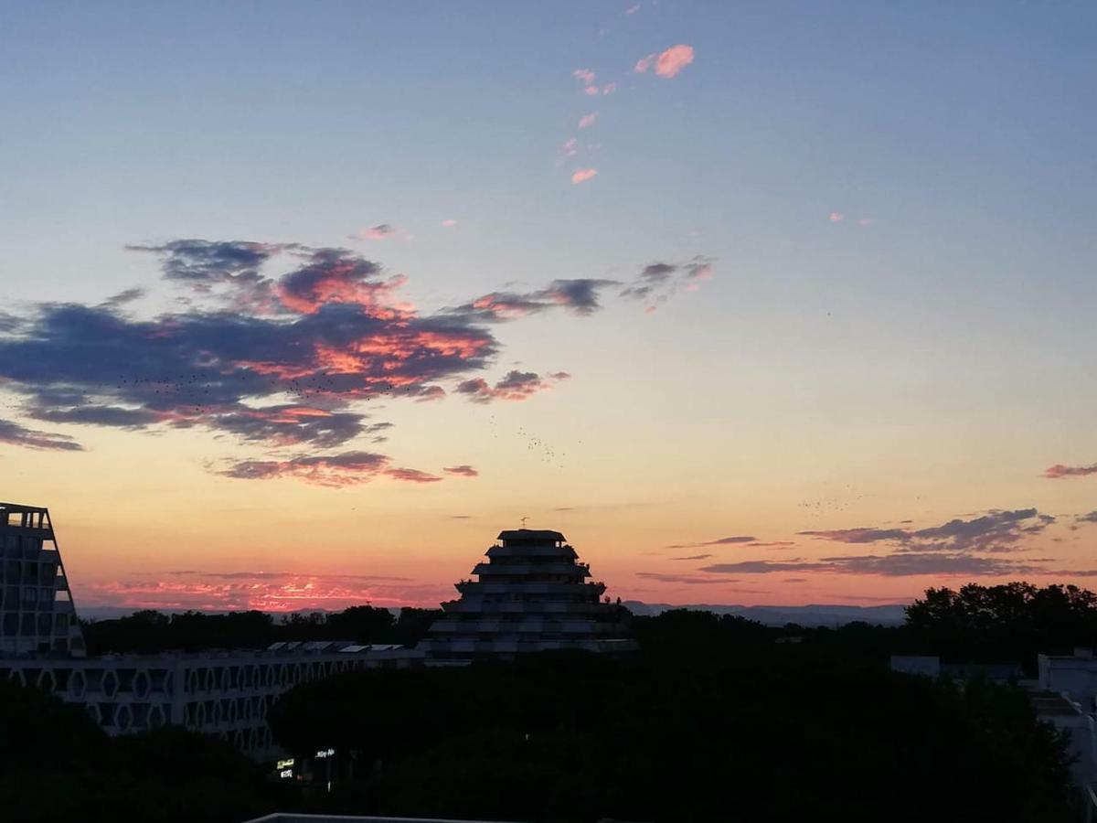 Le Semaphore - Studio Climatise, Grande Terrasse Vue Mer - Parking, Wifi ลา กร็องเดอ-ม็อต ภายนอก รูปภาพ
